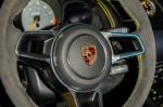Porsche 718 Cayman GT4 2016 года
